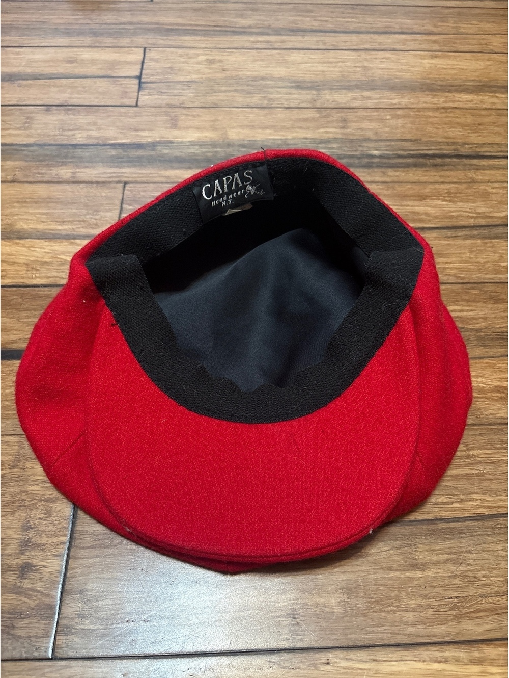 CAPAS Red Wool Cabbie Newsboy Hat Oversized One Size Fits All Hip Hop Rap - Picture 5 of 6